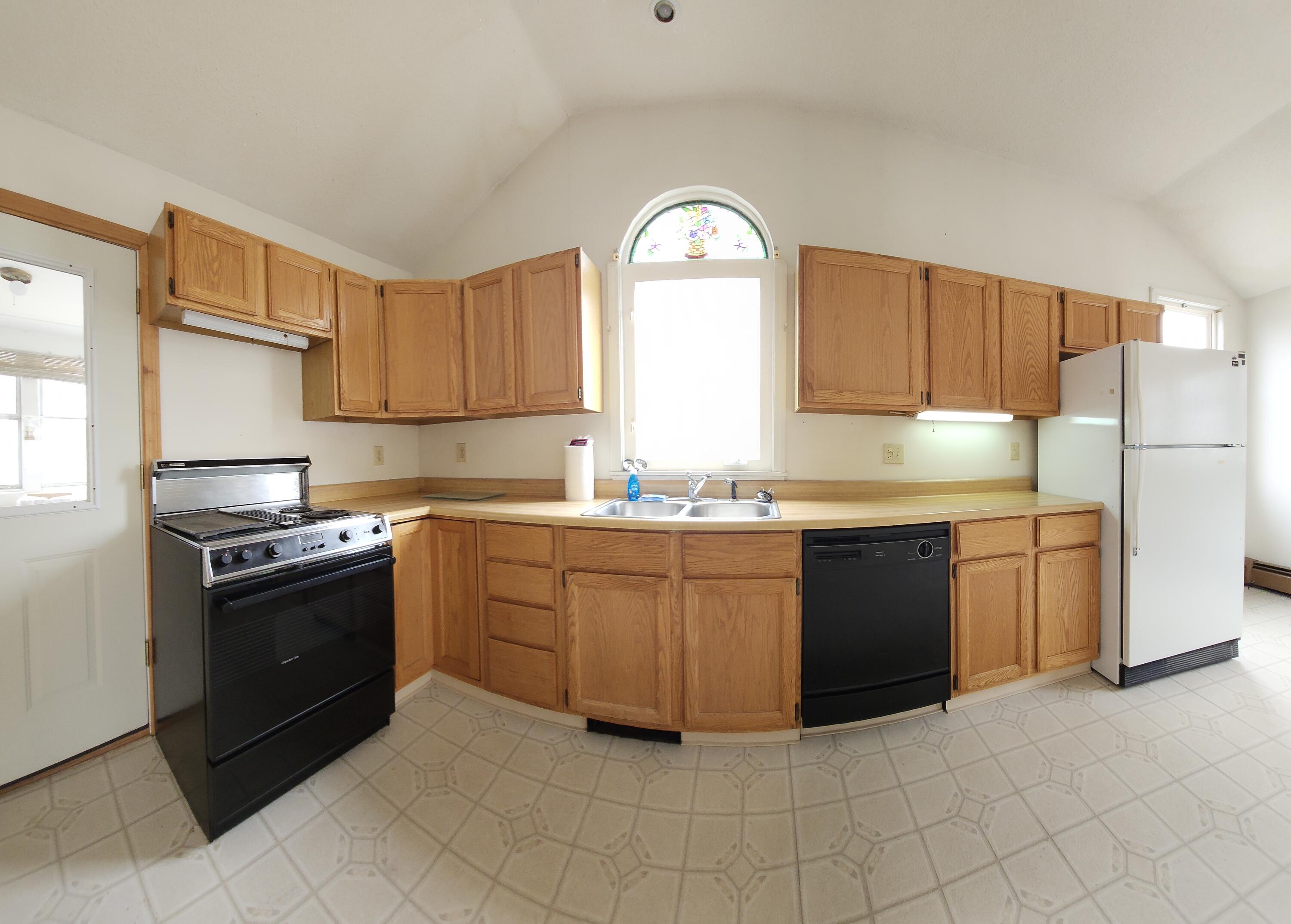 499 Aroostook Avenue Millinocket ME 04462