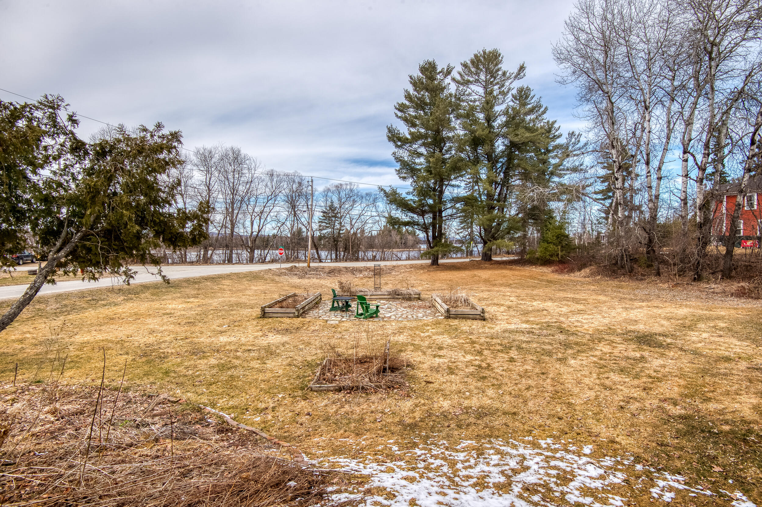 27 Pine Street Eustis ME 04936