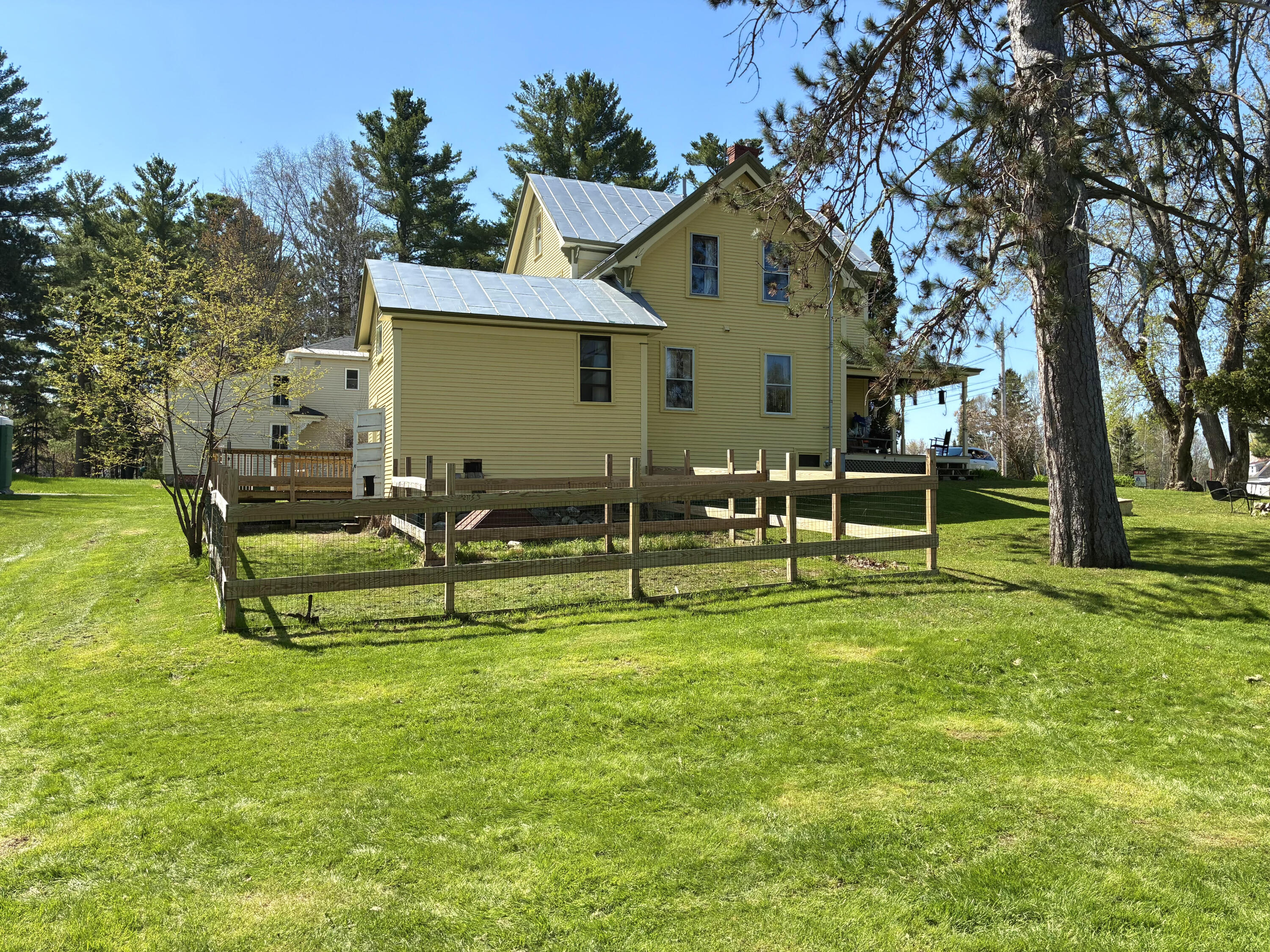 27 Pine Street Eustis ME 04936