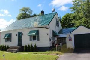 604 Minot Avenue Auburn ME 04210
