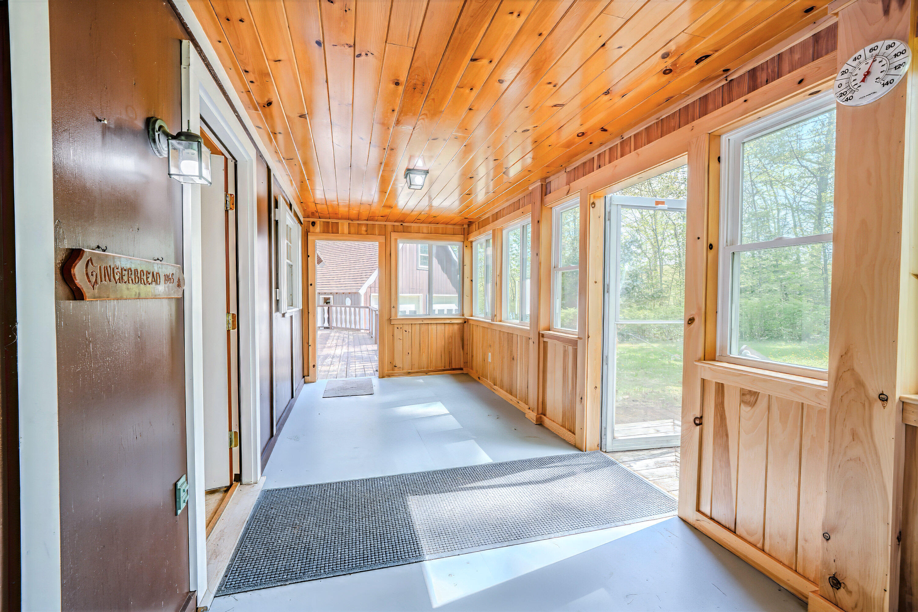 122 Oak Point Lane Union ME 04862