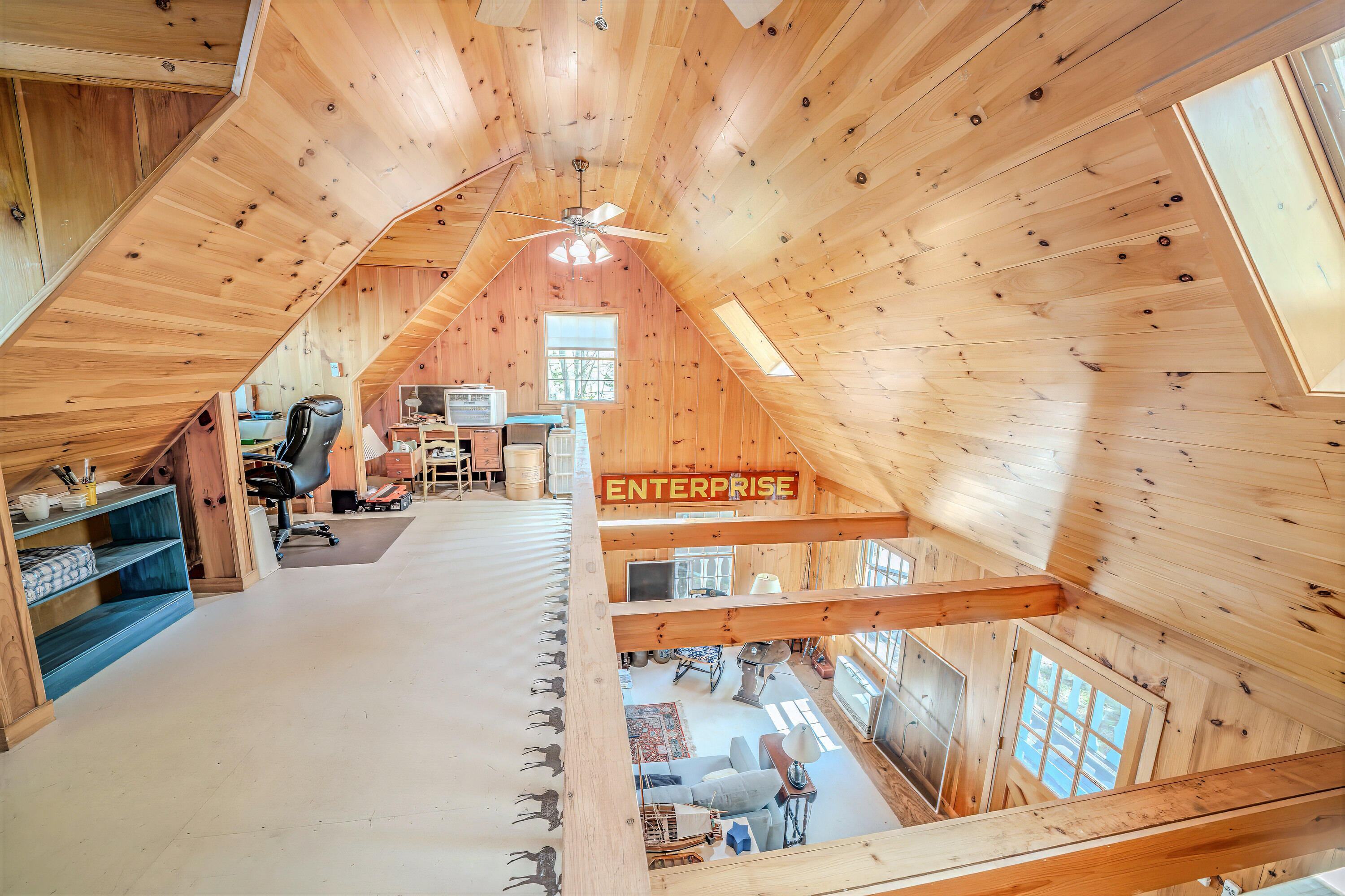 122 Oak Point Lane Union ME 04862