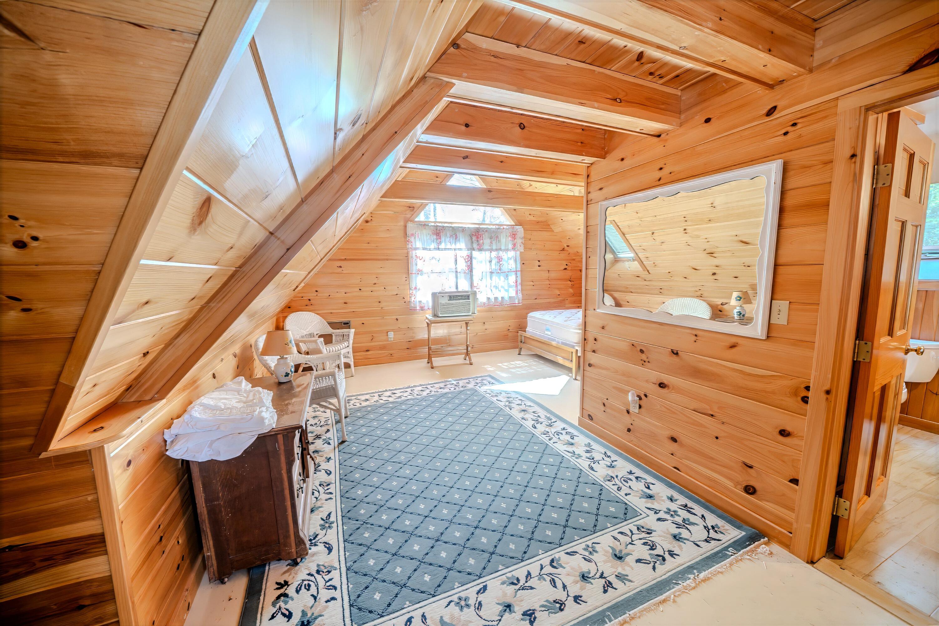 122 Oak Point Lane Union ME 04862