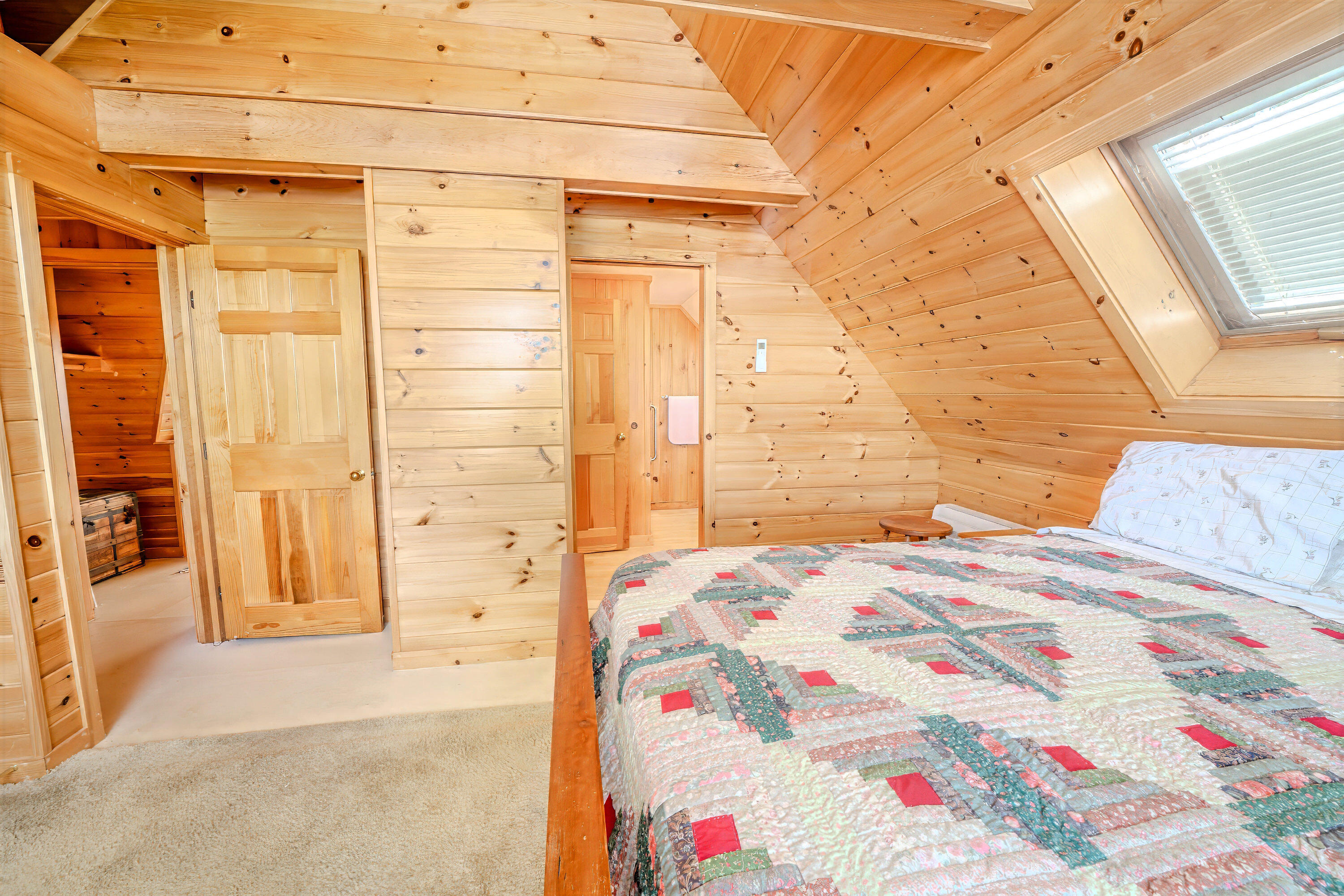 122 Oak Point Lane Union ME 04862