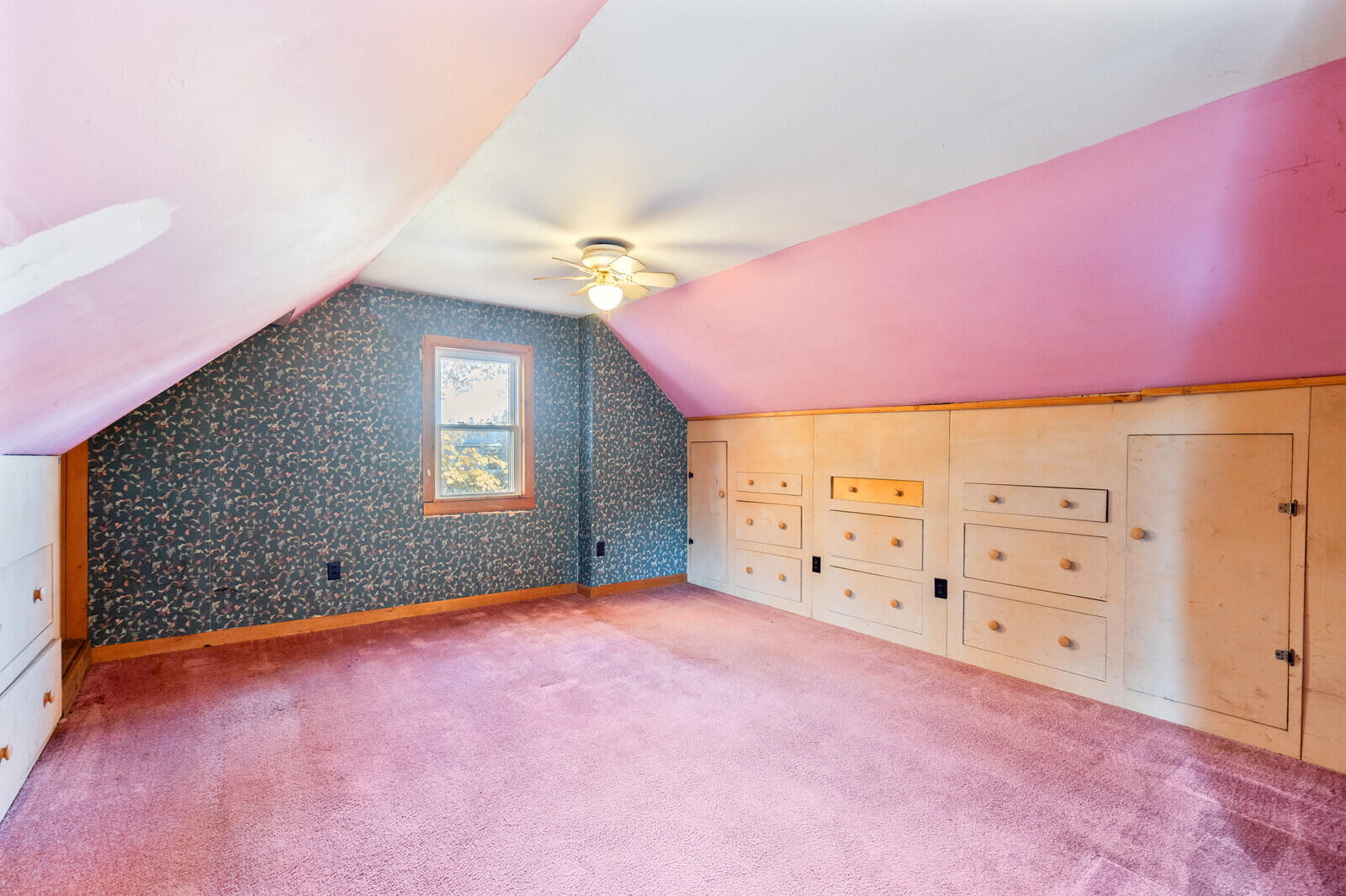 21 Water Street Clinton ME 04927