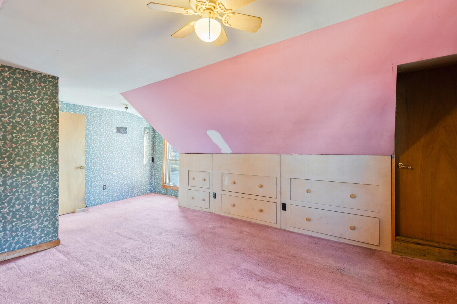 21 Water Street Clinton ME 04927