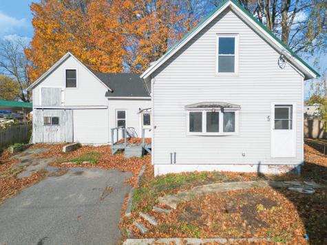21 Water Street Clinton ME 04927