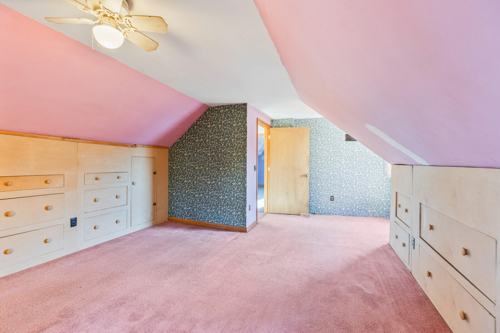 21 Water Street Clinton ME 04927