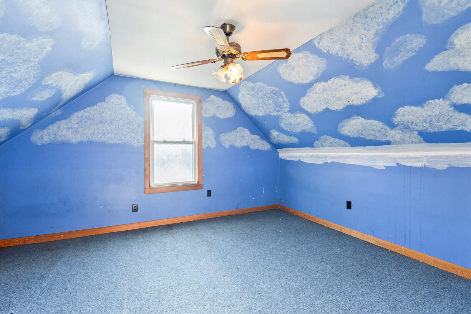 21 Water Street Clinton ME 04927