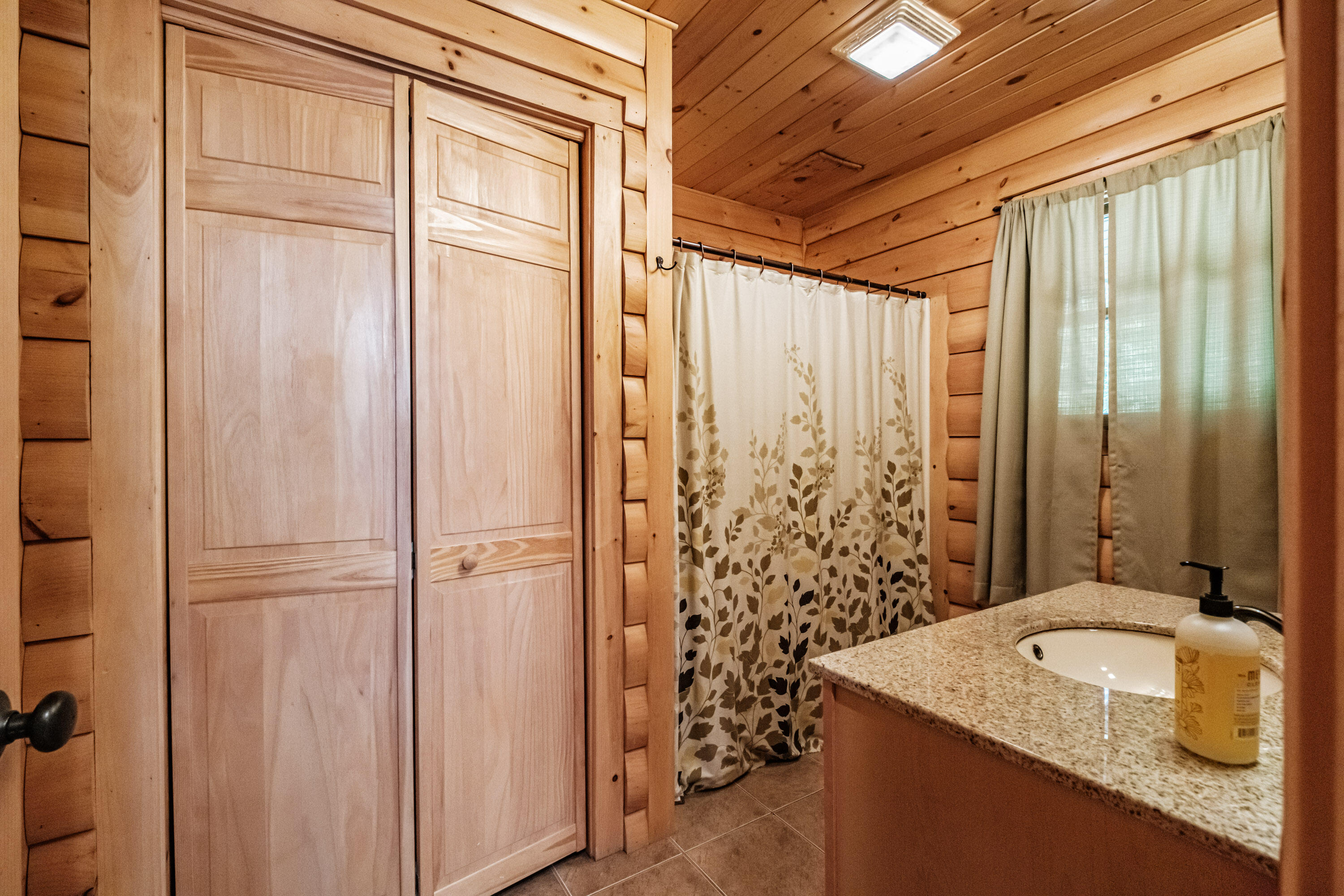 29 Lakeview Lane Greenwood ME 04255