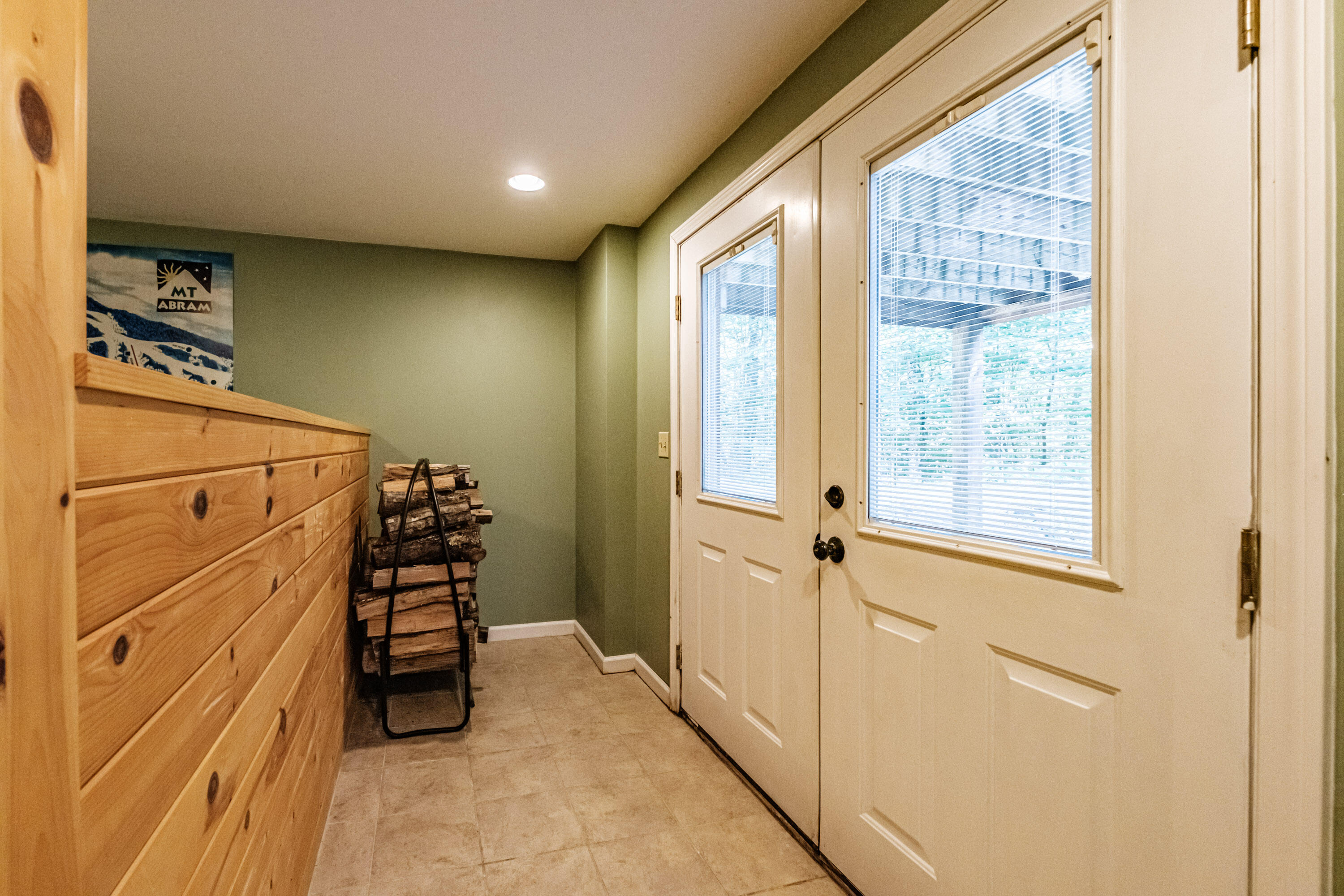 29 Lakeview Lane Greenwood ME 04255