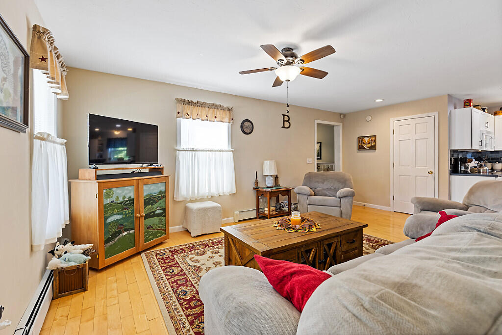 6 Briarwood Drive Bangor ME 04401