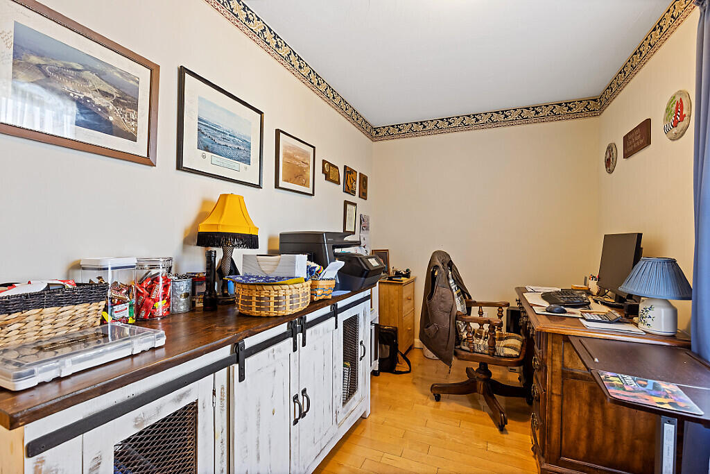 6 Briarwood Drive Bangor ME 04401