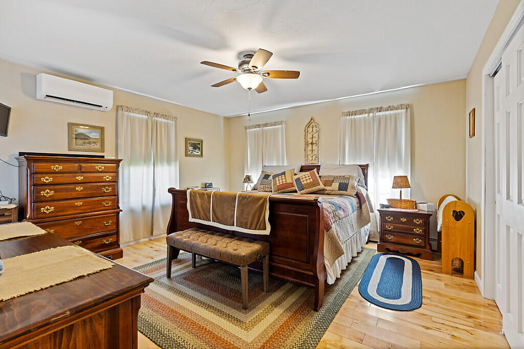 6 Briarwood Drive Bangor ME 04401