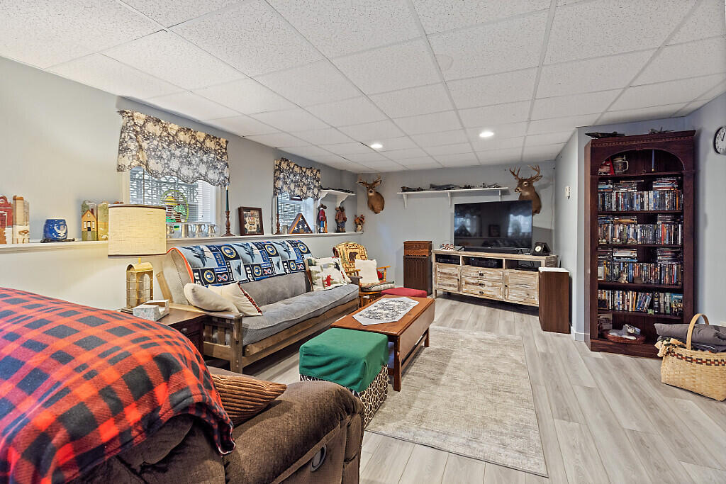 6 Briarwood Drive Bangor ME 04401