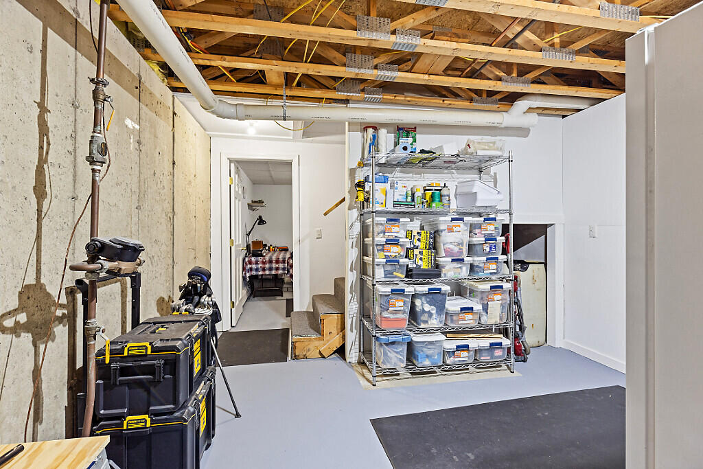 6 Briarwood Drive Bangor ME 04401