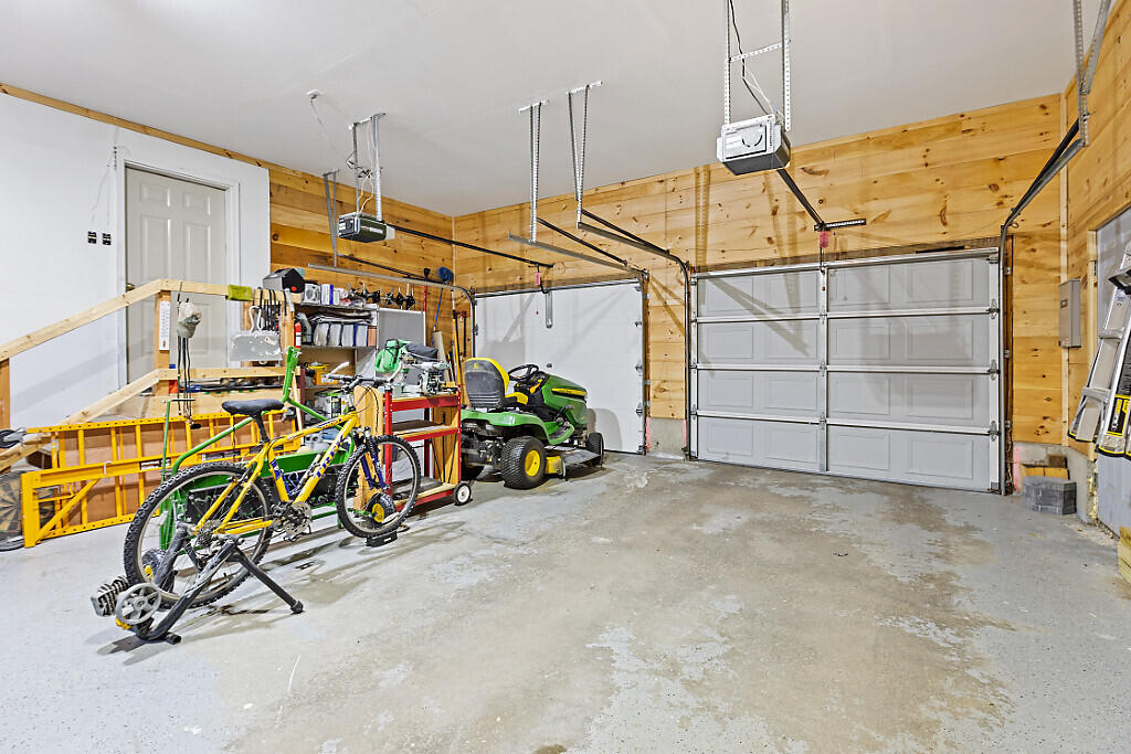 6 Briarwood Drive Bangor ME 04401