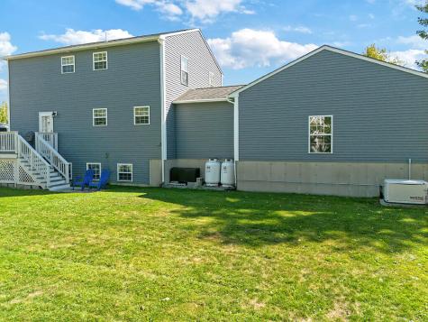 6 Briarwood Drive Bangor ME 04401