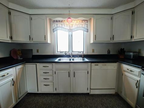 26 Oak Ridge Drive Standish ME 04084
