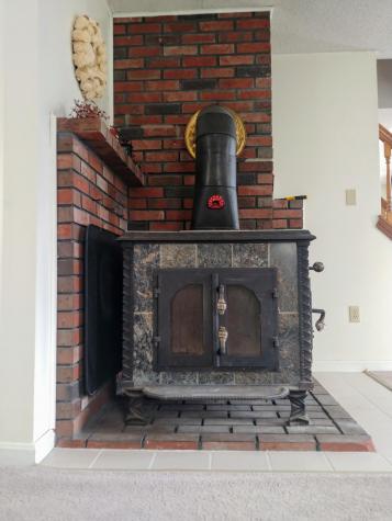 26 Oak Ridge Drive Standish ME 04084
