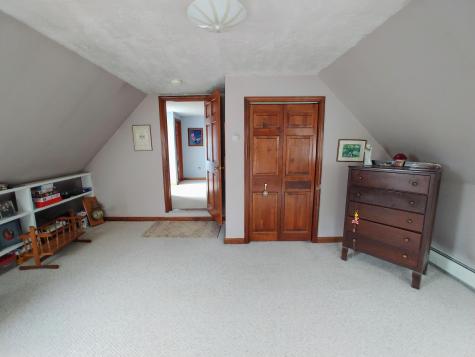 26 Oak Ridge Drive Standish ME 04084