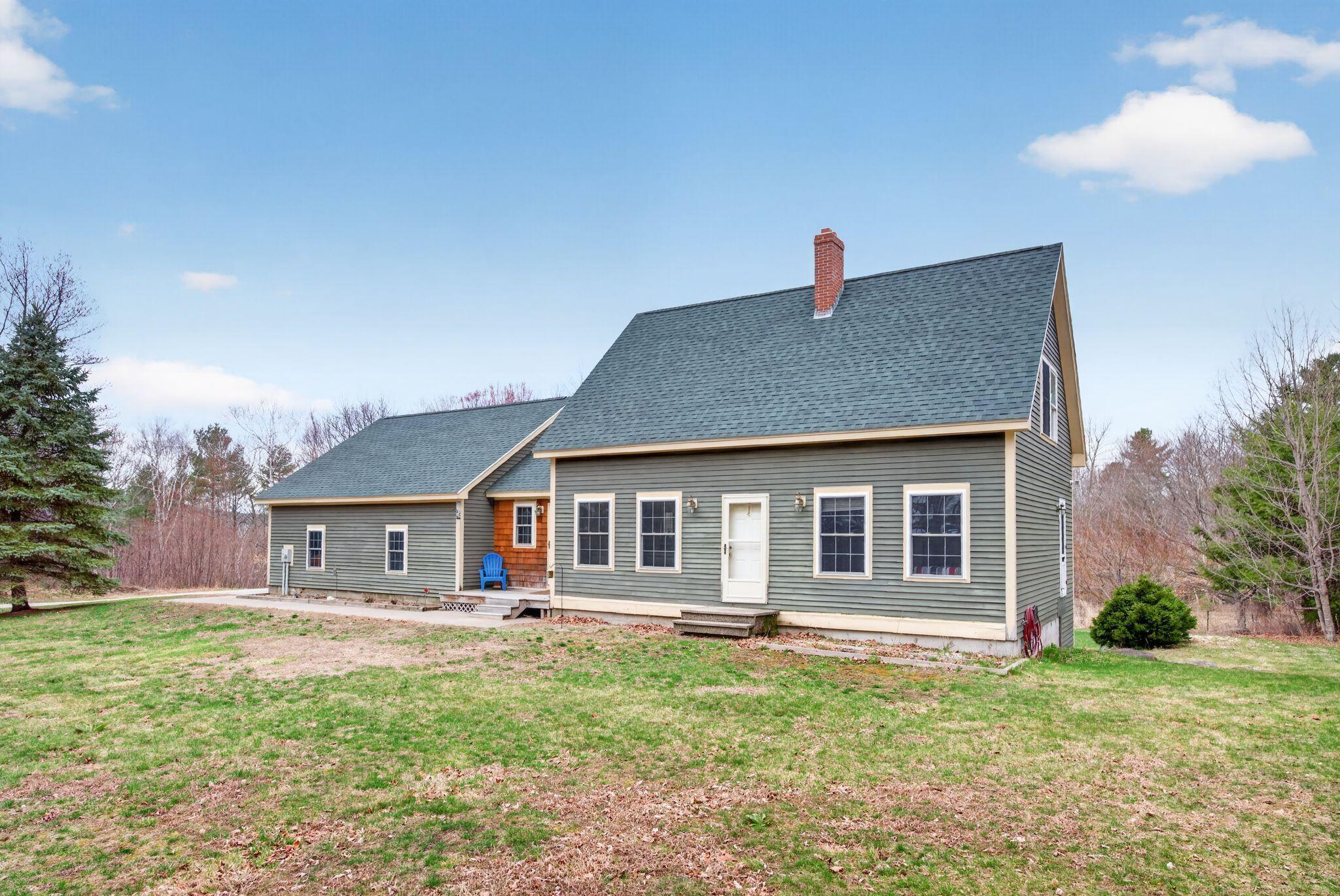 8 Colina Drive Raymond ME 04071