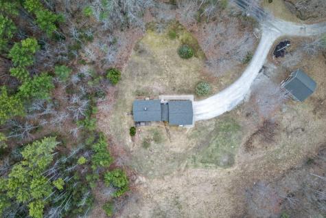 8 Colina Drive Raymond ME 04071