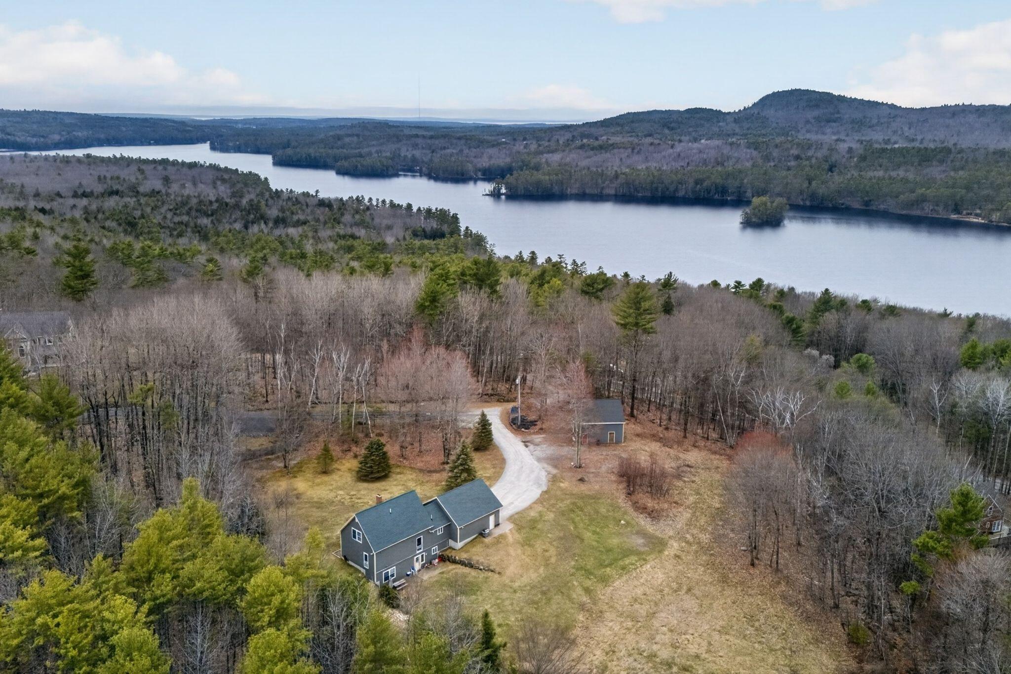 8 Colina Drive Raymond ME 04071