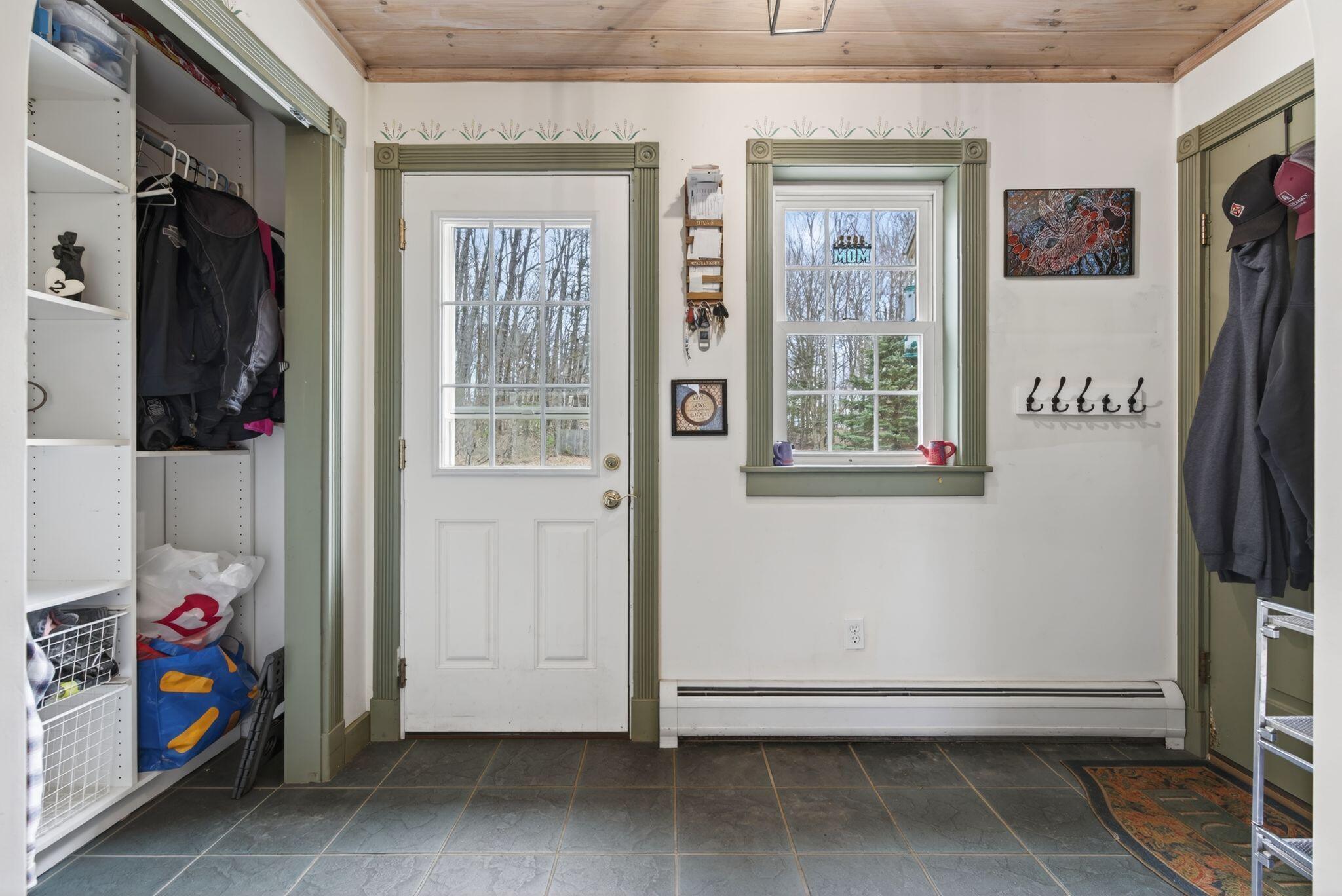 8 Colina Drive Raymond ME 04071