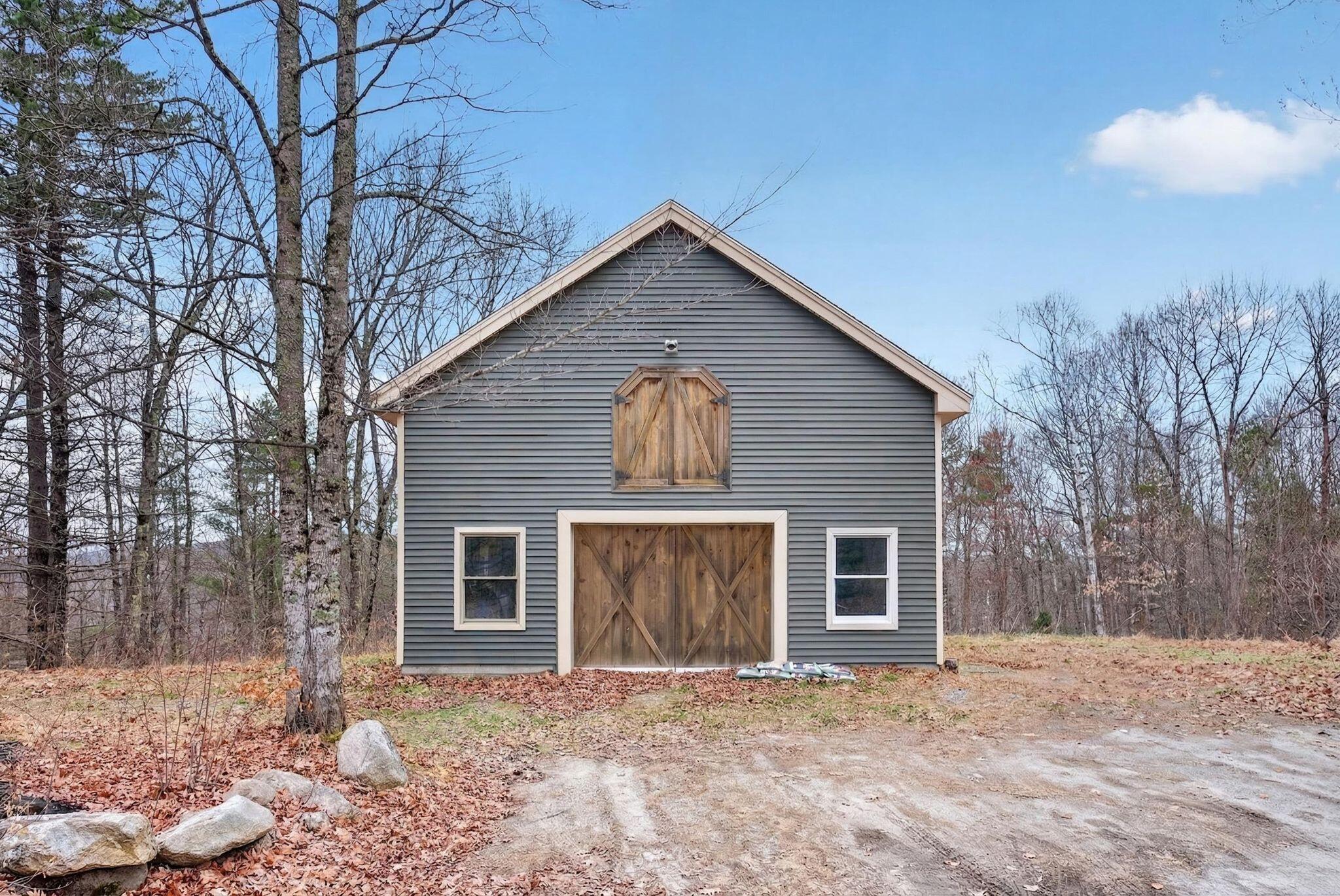 8 Colina Drive Raymond ME 04071