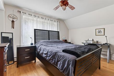 8 Colina Drive Raymond ME 04071