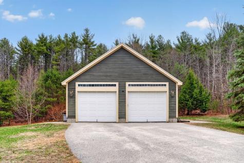 8 Colina Drive Raymond ME 04071