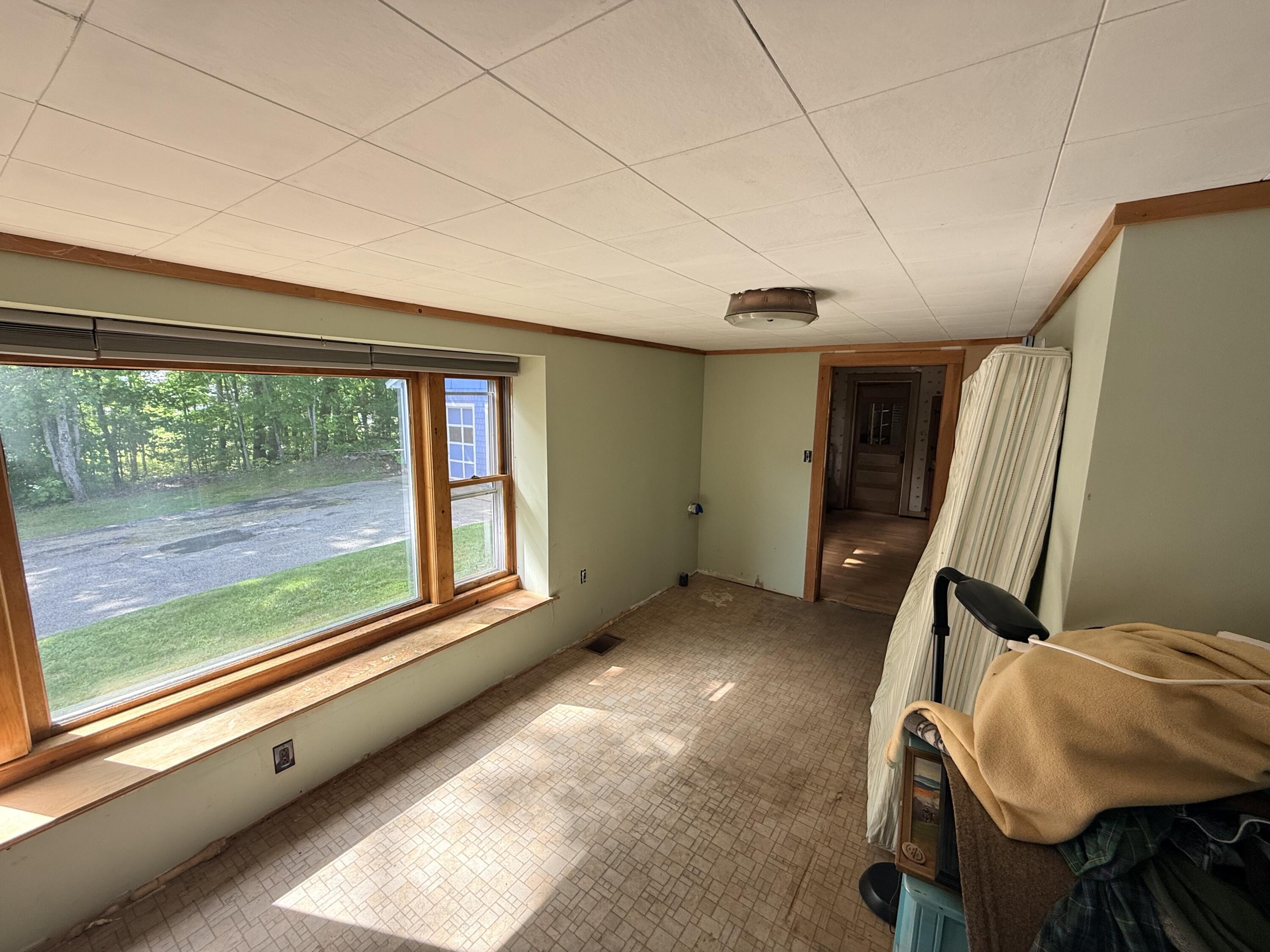 34 Robinson Hill Road Oxford ME 04270