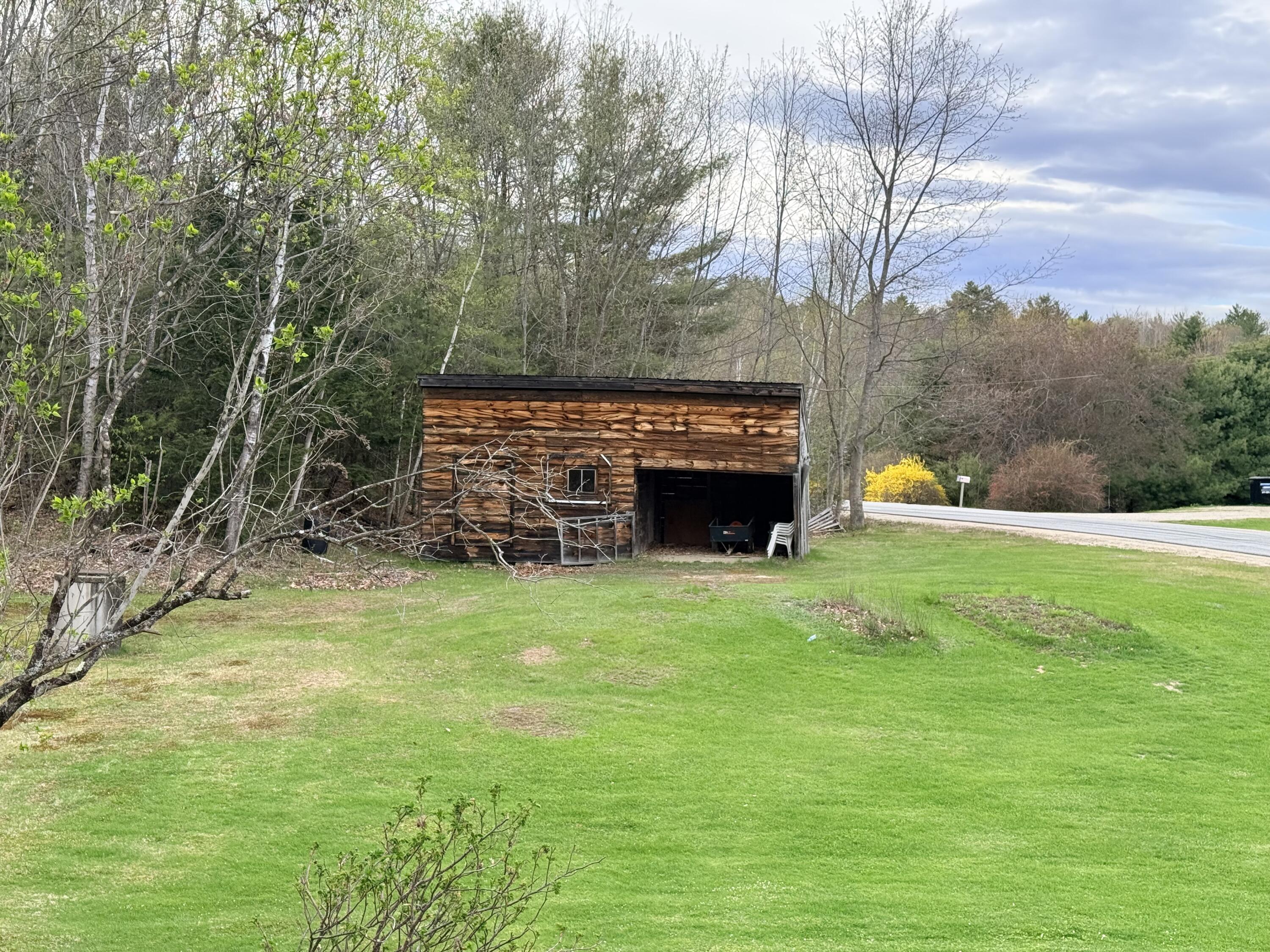 34 Robinson Hill Road Oxford ME 04270