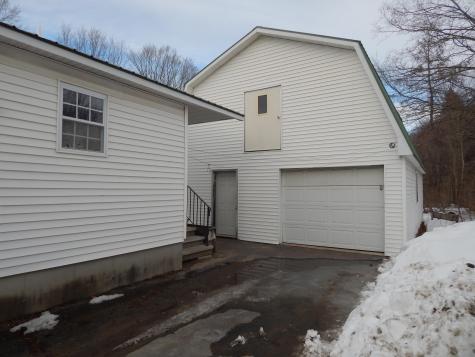 19 Park Street Paris ME 04281