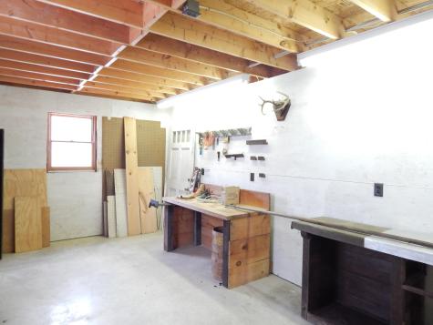 19 Park Street Paris ME 04281