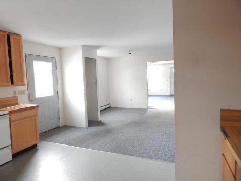 19 Park Street Paris ME 04281