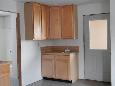 19 Park Street Paris ME 04281