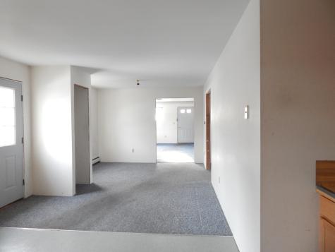 19 Park Street Paris ME 04281