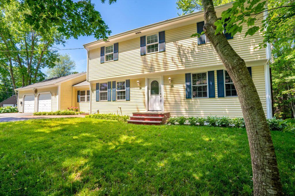 2 Evergreen Circle Cape Elizabeth ME 04107