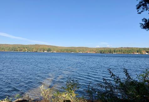 51 Butterworth Drive Naples ME 04055