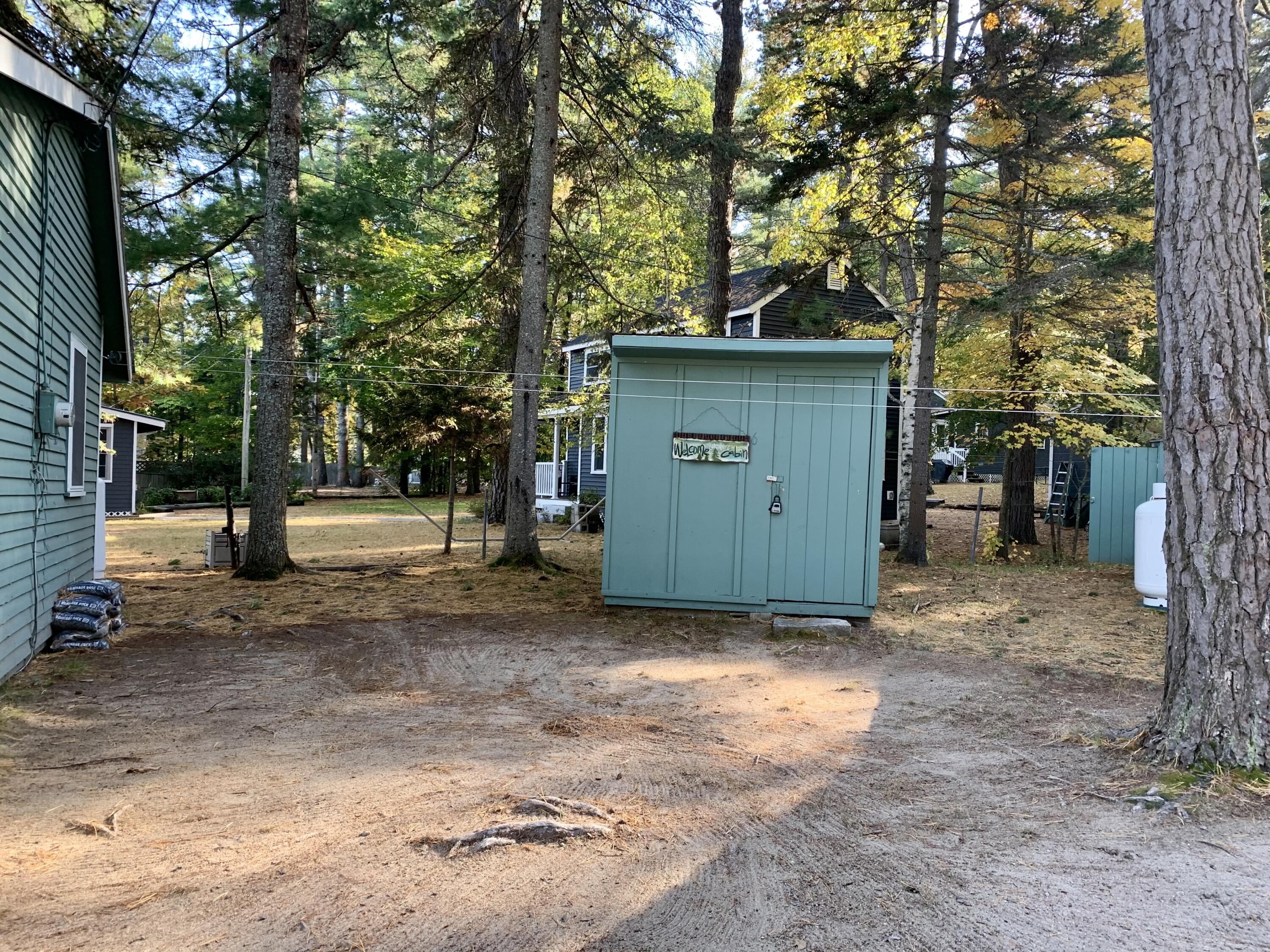 51 Butterworth Drive Naples ME 04055