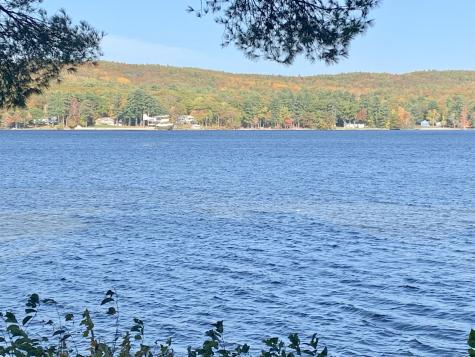 51 Butterworth Drive Naples ME 04055