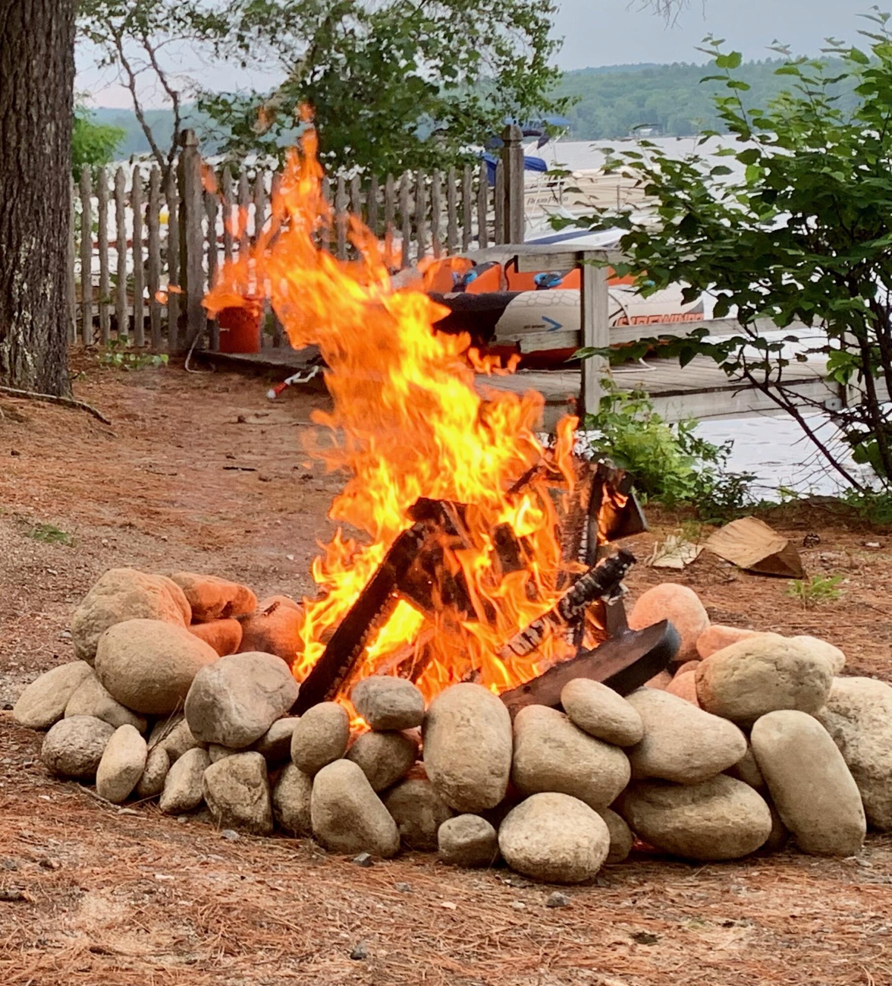 51 Butterworth Drive Naples ME 04055