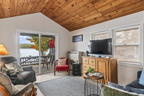 51 Butterworth Drive Naples ME 04055