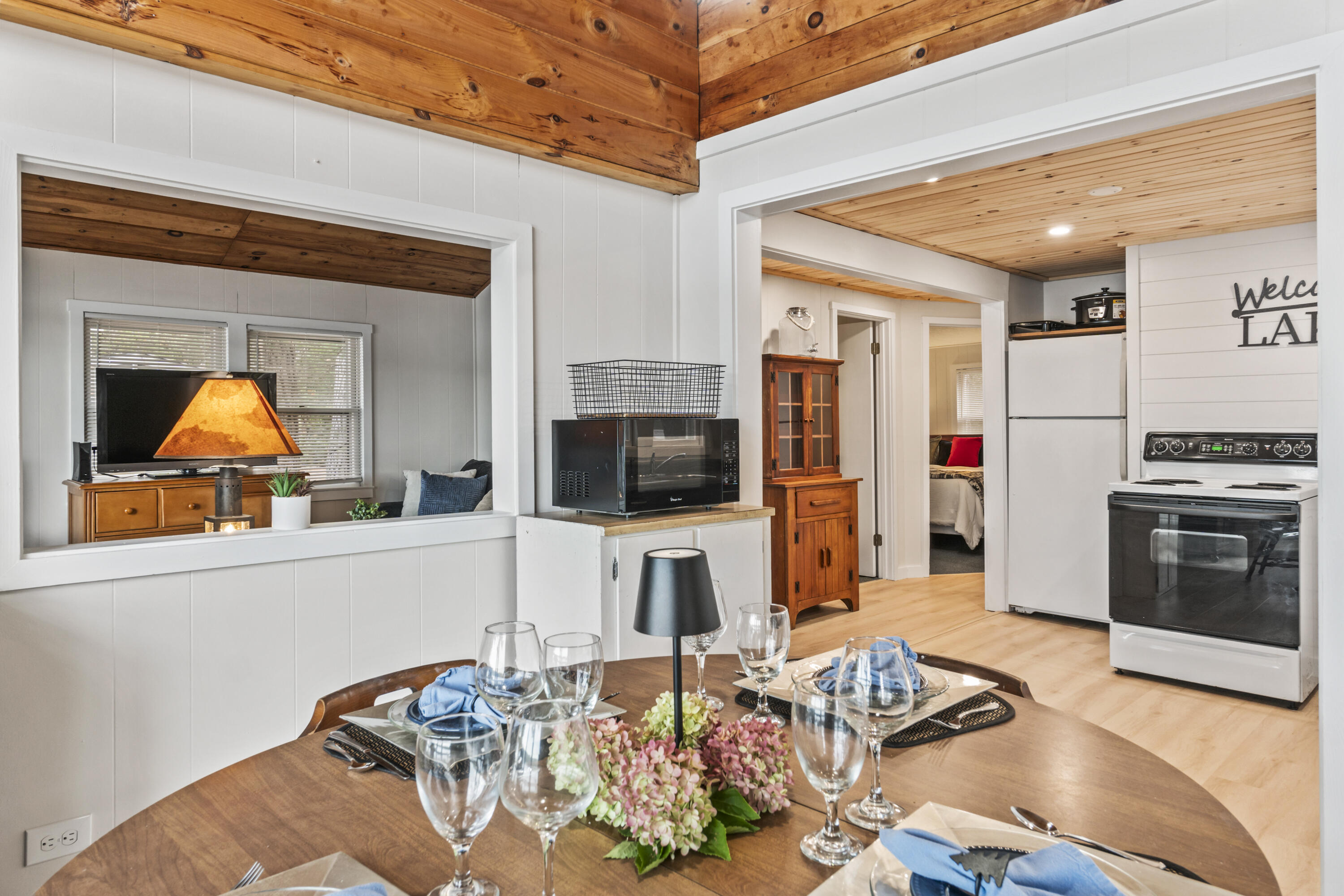 51 Butterworth Drive Naples ME 04055