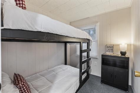 51 Butterworth Drive Naples ME 04055