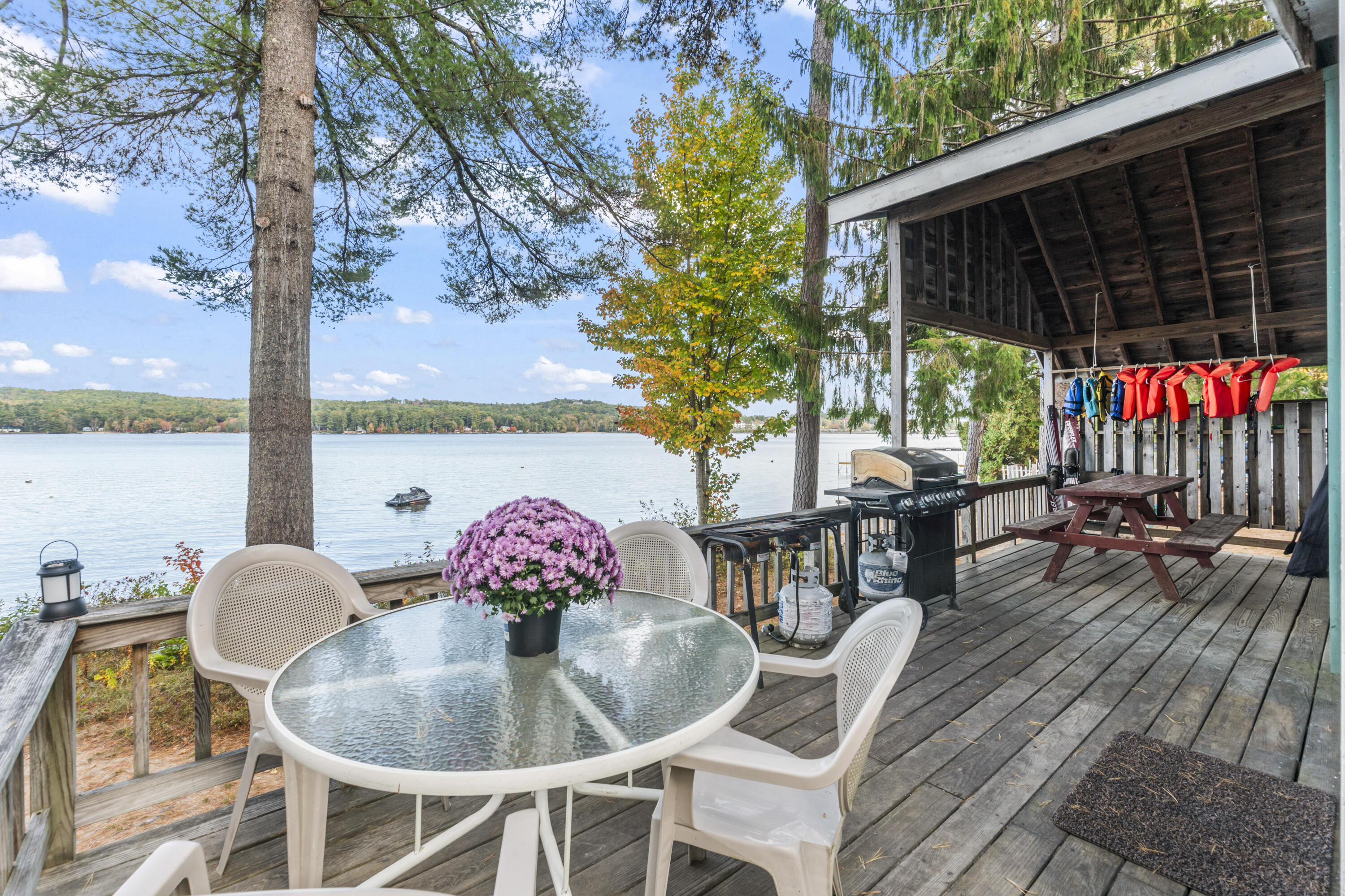 51 Butterworth Drive Naples ME 04055