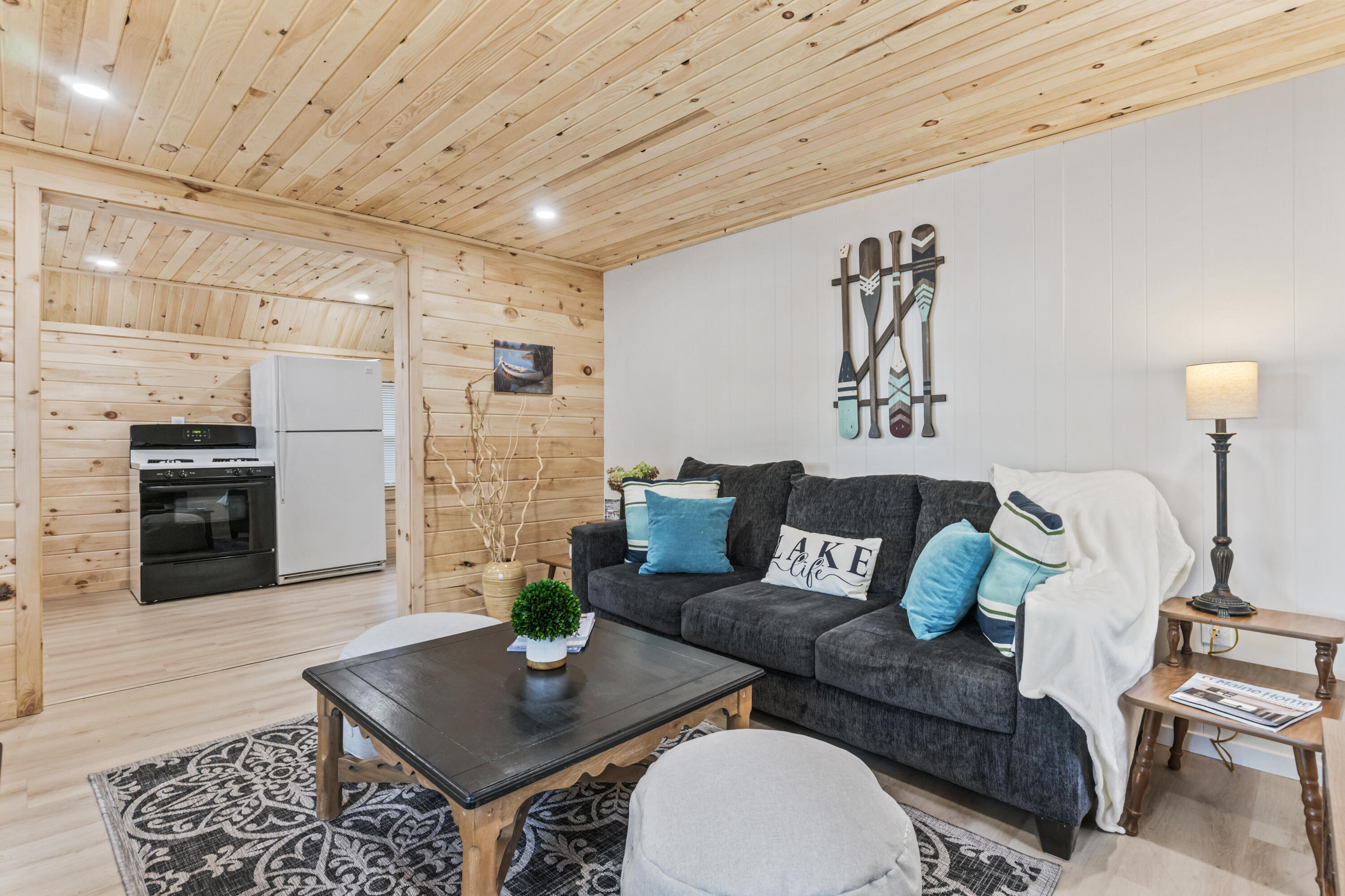 51 Butterworth Drive Naples ME 04055