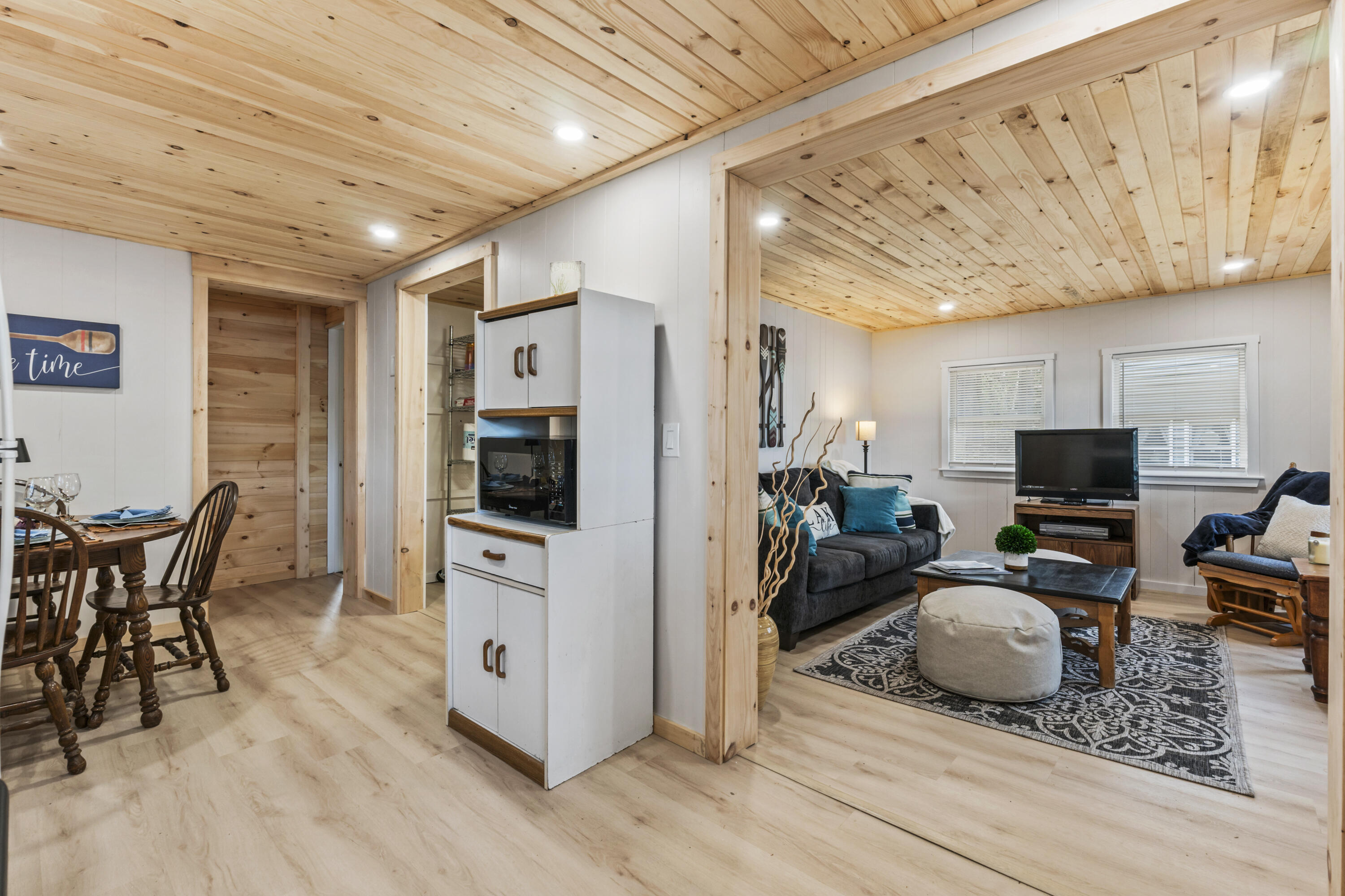 51 Butterworth Drive Naples ME 04055